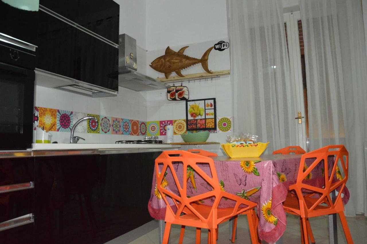 B&B Il Profumo Del Porto Trapani Exteriör bild